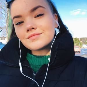 Meet your Posher, Karla